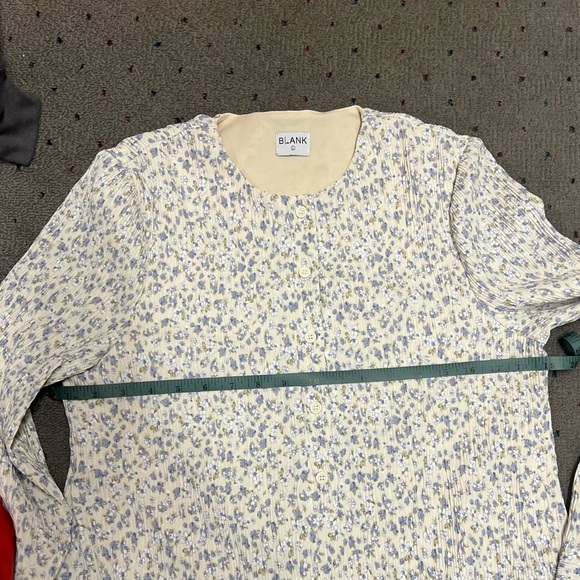 Dress Blank knee length dress worn once - Picture 12 of 12